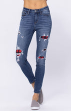 Load image into Gallery viewer, Judy Blue Mid Rise Buffalo Plaid Patch Skinny Jeans